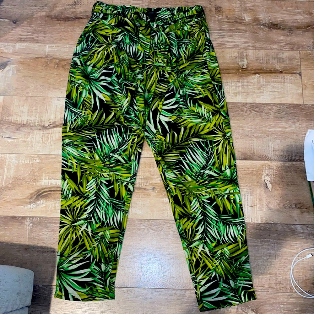 New forever21 harem palm pants size large